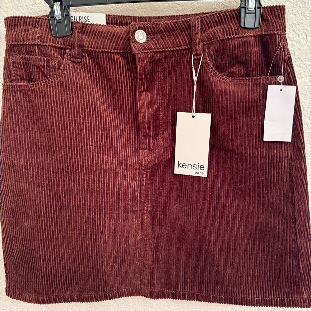 Y2K, Modern Vintage and Retro Kensie Women's Mini Corduroy Skirt - Deep Red